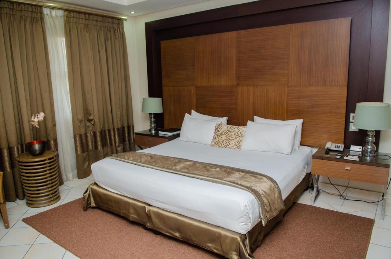 Hotel 2001 Maputo Kültér fotó